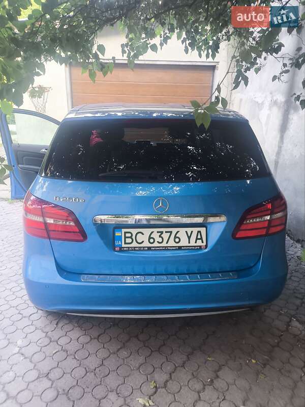 Хэтчбек Mercedes-Benz B-Class 2015 в Львове