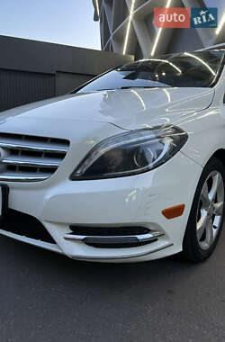 Хэтчбек Mercedes-Benz B-Class 2014 в 