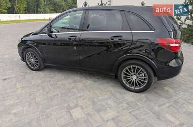 Хэтчбек Mercedes-Benz B-Class 2015 в 