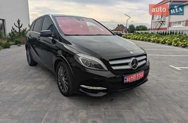 Хэтчбек Mercedes-Benz B-Class 2015 в 
