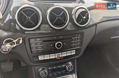 Хэтчбек Mercedes-Benz B-Class 2015 в 