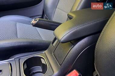 Хэтчбек Mercedes-Benz B-Class 2010 в 
