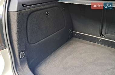 Хэтчбек Mercedes-Benz B-Class 2010 в 