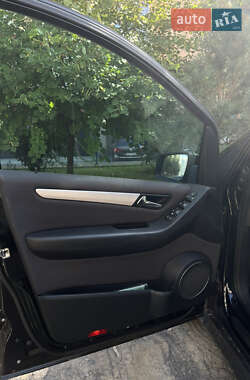 Хэтчбек Mercedes-Benz B-Class 2010 в 