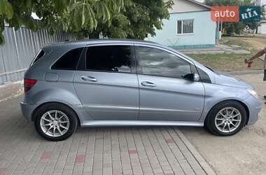 Хэтчбек Mercedes-Benz B-Class 2006 в 