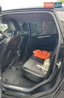 Хэтчбек Mercedes-Benz B-Class 2009 в 