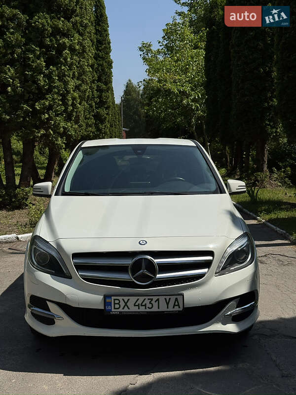 Хетчбек Mercedes-Benz B-Class 2016 в Рівному