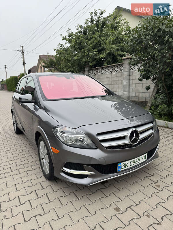 Хэтчбек Mercedes-Benz B-Class 2017 в Ровно