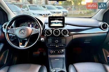 Хетчбек Mercedes-Benz B-Class 2017 в 