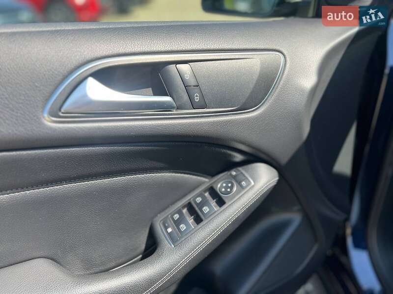 Хетчбек Mercedes-Benz B-Class 2017 в Стрию
