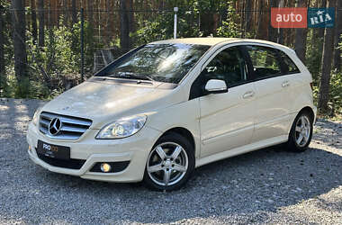 Хэтчбек Mercedes-Benz B-Class 2011 в Гостомеле