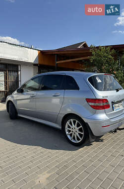 Хэтчбек Mercedes-Benz B-Class 2006 в 