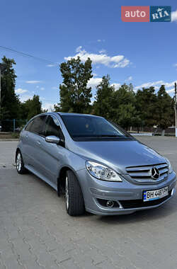 Хэтчбек Mercedes-Benz B-Class 2006 в 