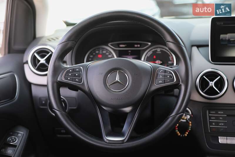 Хэтчбек Mercedes-Benz B-Class 2015 в Харькове