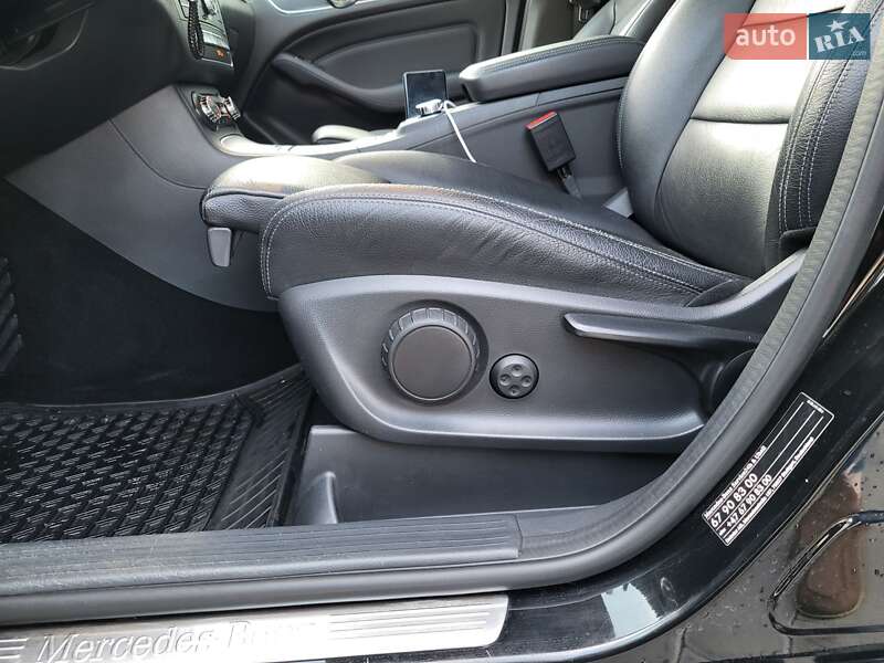 Хетчбек Mercedes-Benz B-Class 2015 в Володимирі фото 12 Хетчбек Mercedes-Benz B-Class 2015 в Володимирі
