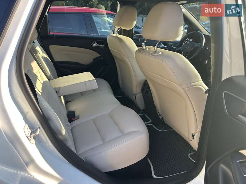 Хэтчбек Mercedes-Benz B-Class 2017 в Одессе