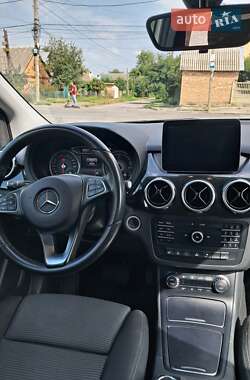 Хэтчбек Mercedes-Benz B-Class 2016 в 