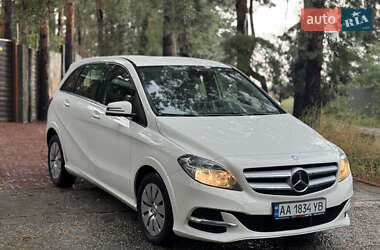 Хэтчбек Mercedes-Benz B-Class 2015 в Киеве