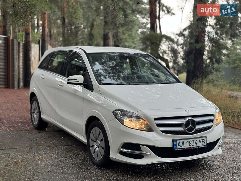 Mercedes-Benz B-Class 2015