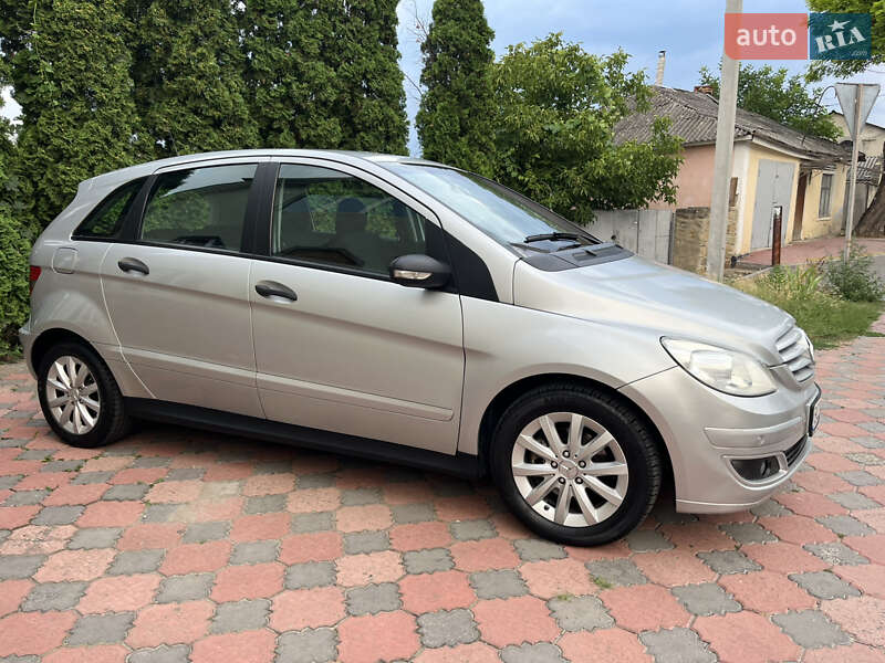 Хэтчбек Mercedes-Benz B-Class 2006 в Могилев-Подольске