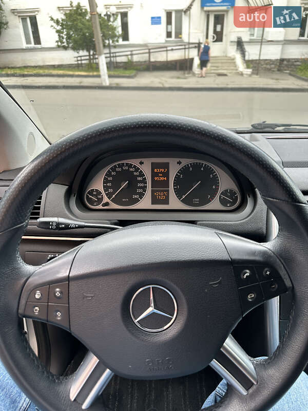 Хэтчбек Mercedes-Benz B-Class 2010 в Полтаве