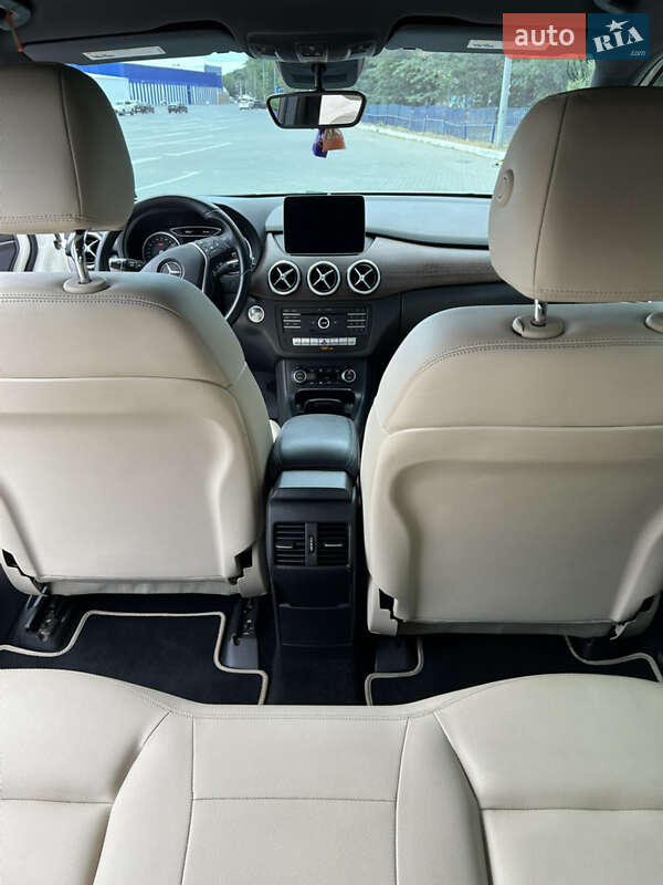 Хетчбек Mercedes-Benz B-Class 2017 в Одесі
