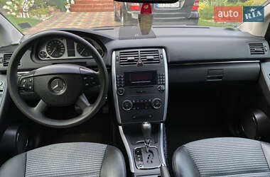 Хэтчбек Mercedes-Benz B-Class 2006 в 