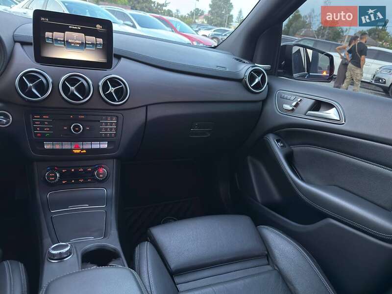 Хэтчбек Mercedes-Benz B-Class 2017 в Харькове