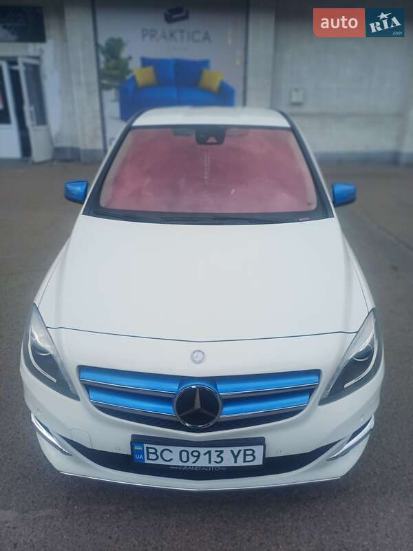 Хэтчбек Mercedes-Benz B-Class 2015 в Львове