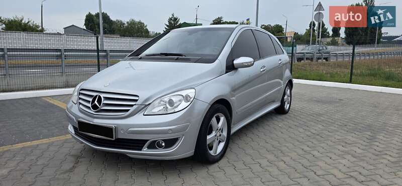 Хэтчбек Mercedes-Benz B-Class 2008 в 