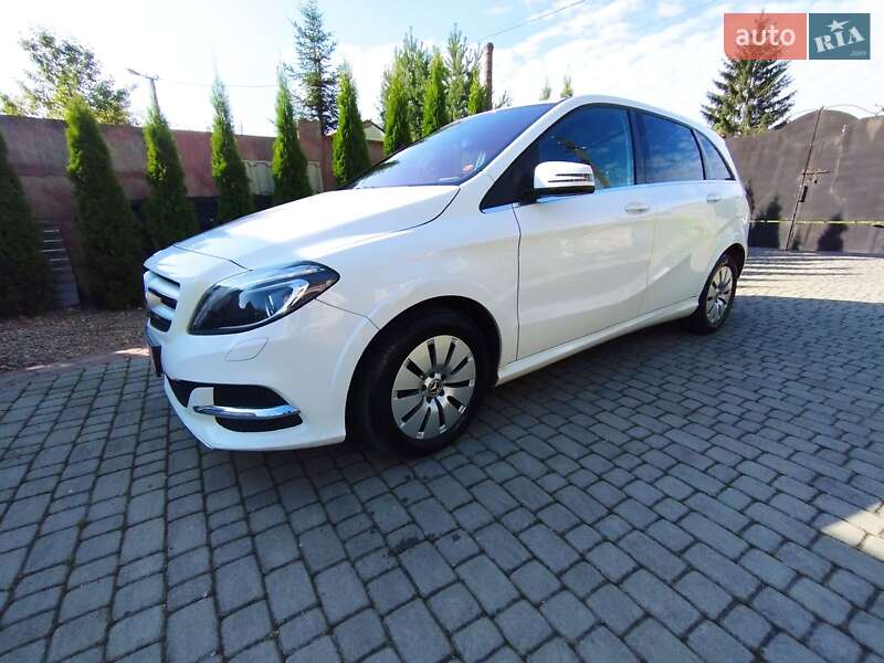Хэтчбек Mercedes-Benz B-Class 2015 в Самборе фото 6 Хэтчбек Mercedes-Benz B-Class 2015 в Самборе