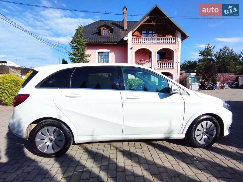 Хэтчбек Mercedes-Benz B-Class 2015 в Самборе фото 13 Хэтчбек Mercedes-Benz B-Class 2015 в Самборе