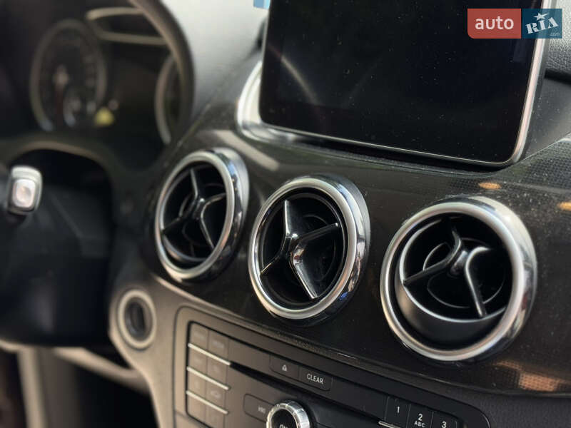 Хэтчбек Mercedes-Benz B-Class 2016 в Львове фото 11 Хэтчбек Mercedes-Benz B-Class 2016 в Львове