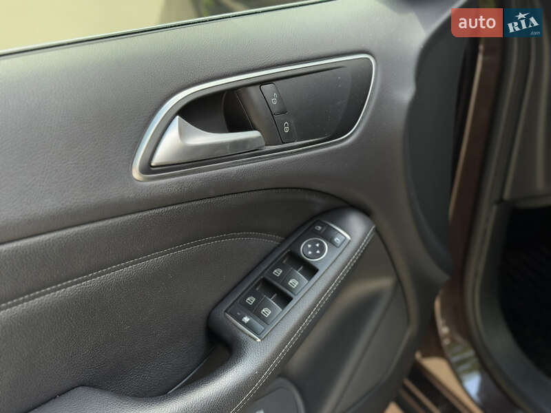 Хэтчбек Mercedes-Benz B-Class 2016 в Львове фото 25 Хэтчбек Mercedes-Benz B-Class 2016 в Львове