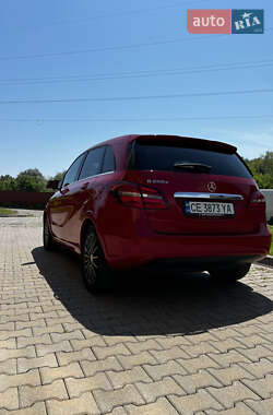 Хэтчбек Mercedes-Benz B-Class 2017 в 
