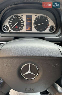 Хэтчбек Mercedes-Benz B-Class 2006 в 
