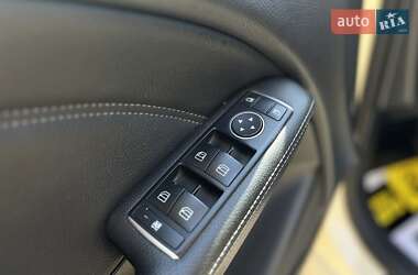 Хэтчбек Mercedes-Benz B-Class 2015 в 