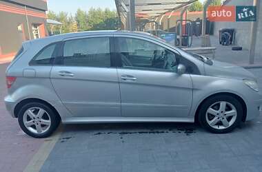 Хэтчбек Mercedes-Benz B-Class 2006 в 