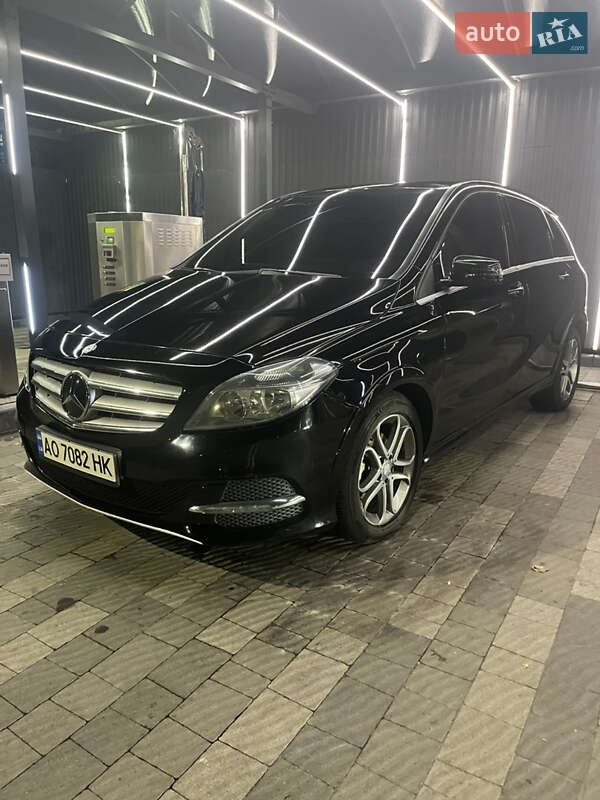 Mercedes-Benz B-Class 2014