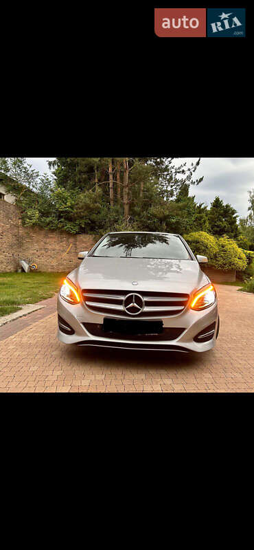 Хэтчбек Mercedes-Benz B-Class 2016 в Львове