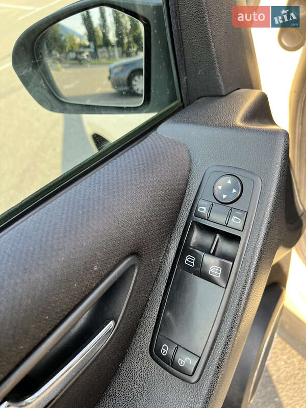 Хэтчбек Mercedes-Benz B-Class 2006 в Киеве