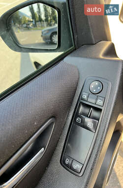 Хэтчбек Mercedes-Benz B-Class 2006 в 