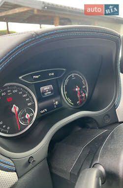 Хэтчбек Mercedes-Benz B-Class 2016 в 