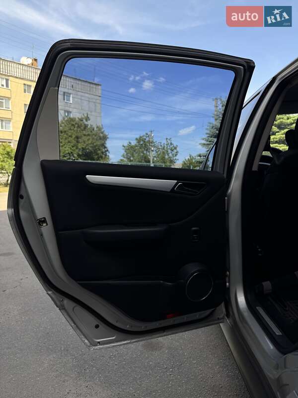 Хэтчбек Mercedes-Benz B-Class 2005 в Запорожье