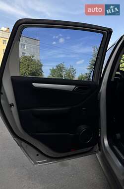 Хэтчбек Mercedes-Benz B-Class 2005 в 