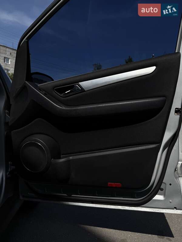Хэтчбек Mercedes-Benz B-Class 2005 в Запорожье