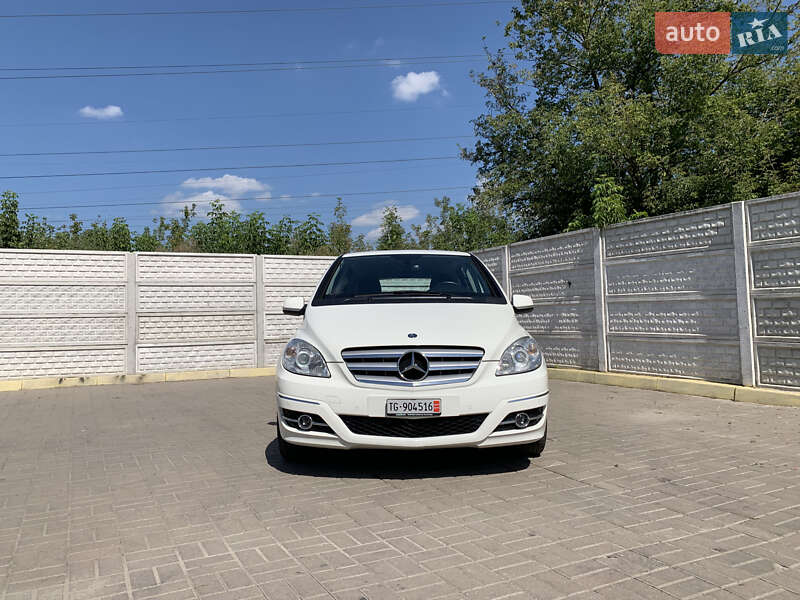 Mercedes-Benz B-Class 2010