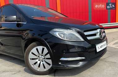 Хэтчбек Mercedes-Benz B-Class 2014 в 