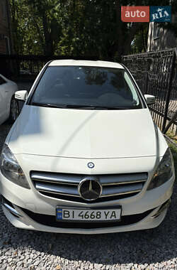 Хетчбек Mercedes-Benz B-Class 2015 в Кременчуці