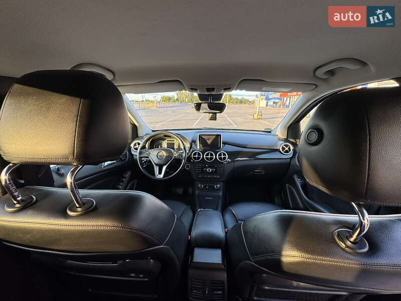 Хэтчбек Mercedes-Benz B-Class 2012 в Нововолынске